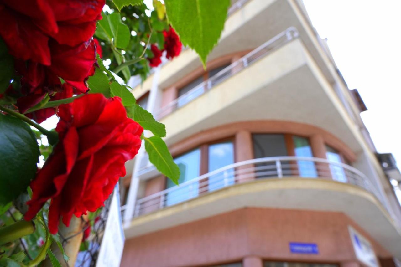 Shushi'S 1 Bedroom Central Apartment พลอฟดิฟ ภายนอก รูปภาพ