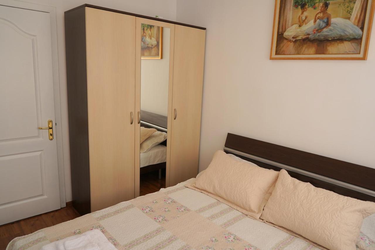 Shushi'S 1 Bedroom Central Apartment พลอฟดิฟ ภายนอก รูปภาพ